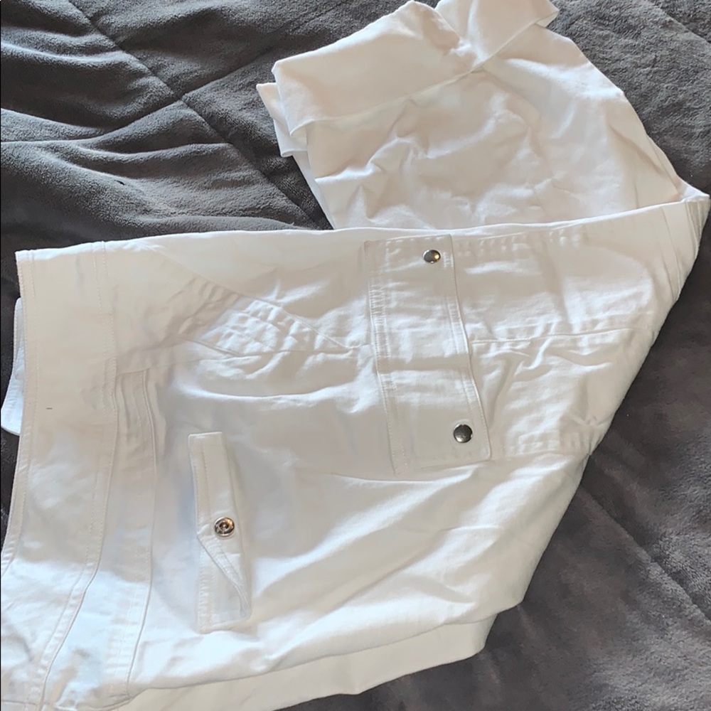 Capris - Picture 3 of 6
